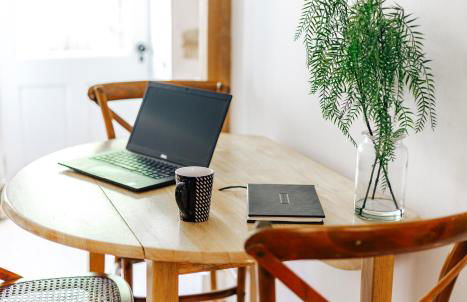 Delightful Cotswold Cottage for two, Log Burner, Garden & Dog Friendly - Photo 31