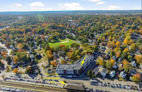 Luxury Apartment with Gym, Steps From Commuter Rail #2009 - Foto 12