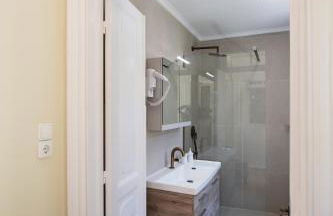 AV Suites - Maria - Photo 4