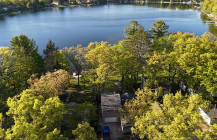 Seven Oaks at Bass Lake - Lakefront Getaway! - Foto 16