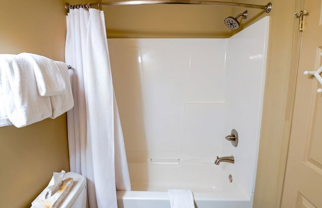 Thunder Ridge by Fernie Lodging CO - Photo 28