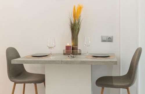 Top Floor 2 Bedroom Apartment with Terrace - Foto 14