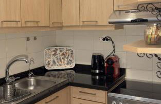 Golden Horizon Retreat, tranquil atmosphere next to the sea! - Photo 14