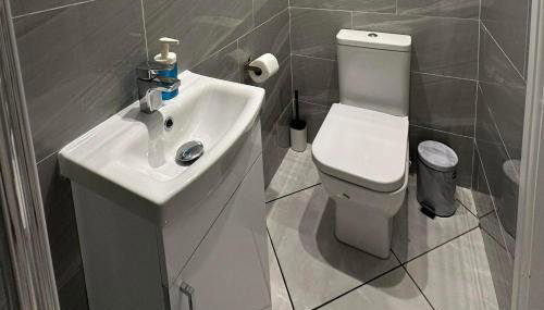 Studio - Sleeps 3 - Near Ealing Broadway Station - Foto 5