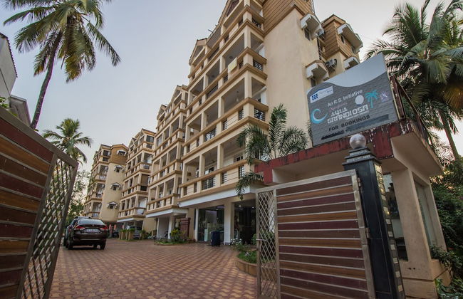 OYO 12953 Home Pool View 2BHK Arpora - Photo 24