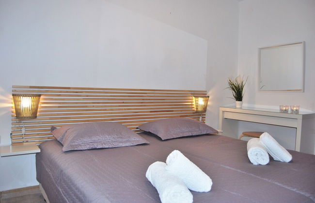 Chrysiida Luxury Suites - Photo 16