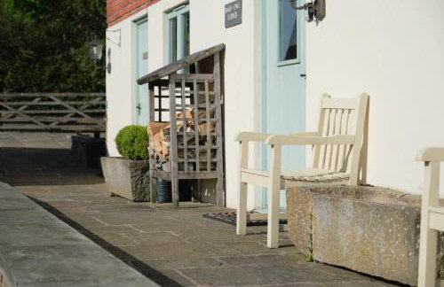 Barn Owl Lodge at Millfields Farm Cottages - Photo 9