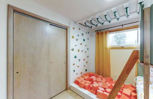 Gridiron Getaway-Where Families and Fans Unite - Foto 35