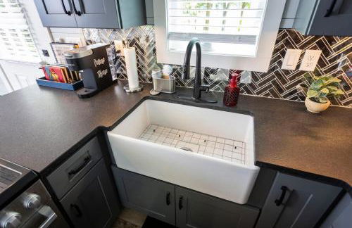 Hagrid's Hut - Harry Potter Riverfront Experience - Foto 37