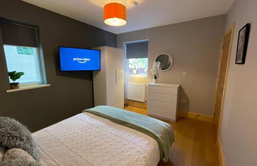 West Midlands-2 Double Bed Room Apartment - Photo 39