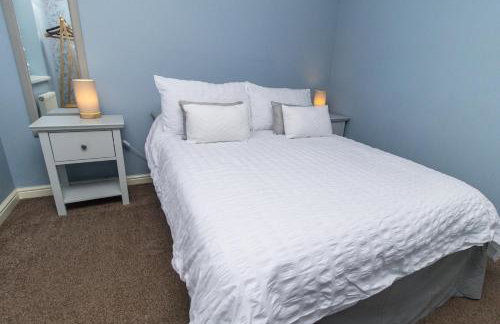 Free Driveway Parking, 3 Double Bedroom House, Quiet Private Estate, Fast WIFI, Ideal for Long Term Contractor, etc Stays, 3 miles 7 mins drive to Nissan, 15 mins to Sunderland Newcastle, Regular Housekeeping Options - See Our Site for Assurance - Foto 29
