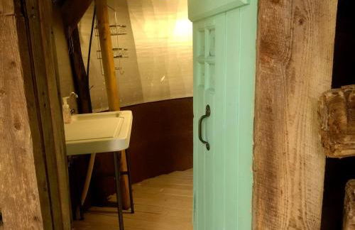 Charming Yurt Rental Nestled in the Forest near Friendsville, Maryland - Foto 10