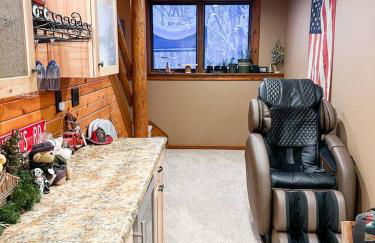 Luxe Spa Cabin: Hot Tub + Sauna + Fire - Foto 63