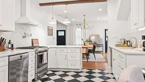 4BR for 10, Near Ark, High-Tech Kitchen, Parking! - Foto 1