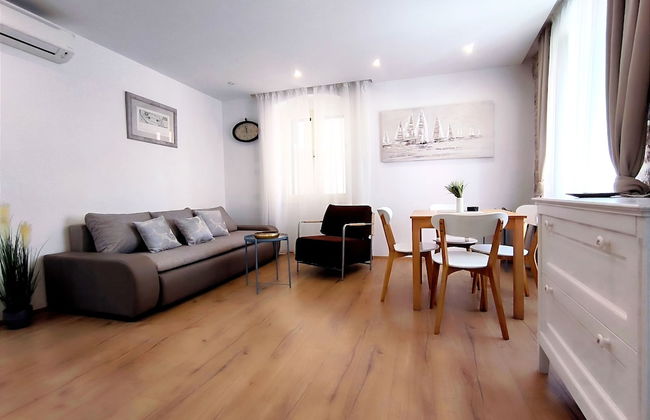 Rialto Luxury Apartment - Photo 8