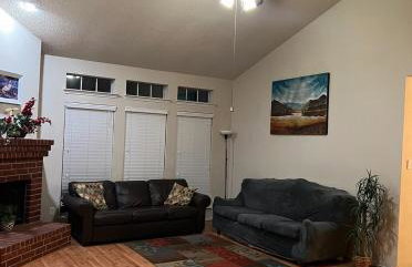 Comfy 3-Bedroom Home in Arlington - Foto 16