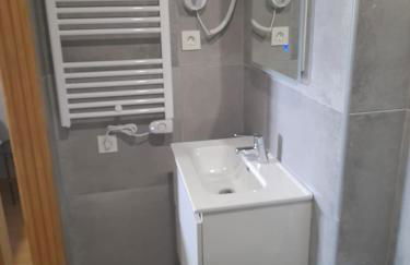 APARTAMENTOS CASA FREDI - Apartamentos les cuartes 1 y 2 - Foto 12