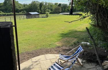 Luxury Spa Cabin with Outdoor Bath, Sauna & Fireplace - Foto 41