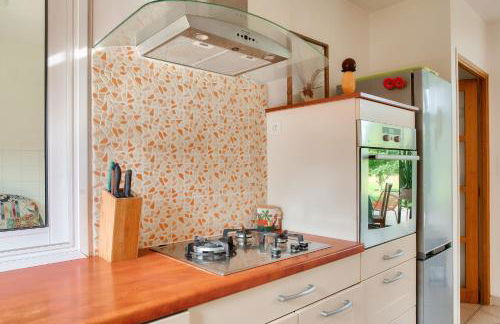 Jardin et piscine - 1km de la plage de Mousterlin - Foto 8