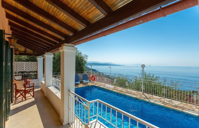 Villa Elia Large Private Pool Walk to Beach Sea Views A C Wifi Car Not Required - 1978 - Foto 11