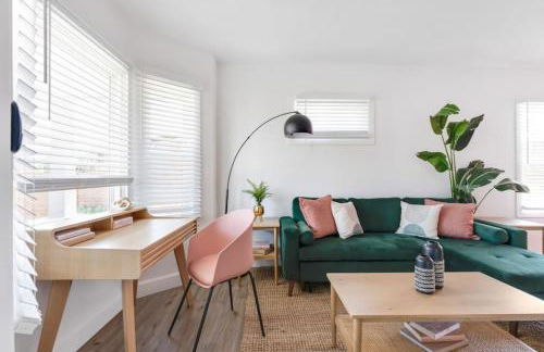 Sundown Sanctuary in National City - Foto 12