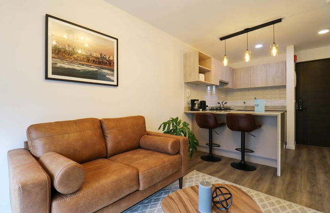 w Radiant 1BR With Modern Balcony in San Isidro - Foto 1