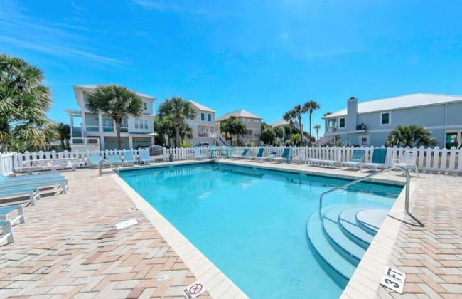 Tranquility Base - Photo 12