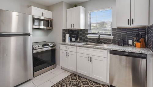 Cozy Remodeled 2 BD Heights Bungalow - Foto 5