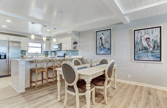 Fully Remodeled Condo with Atlantic Ocean View and Access to Private Fishing Pier by RedAwning - Foto 34