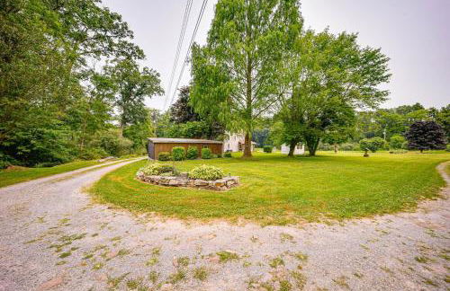 15 Mi to Penn State Hideaway with Fire Pit! - Foto 34