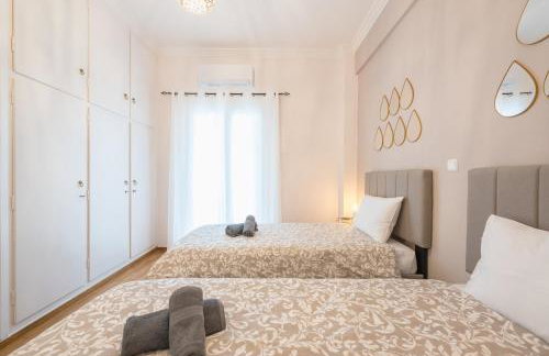 Golden Comfort With Courtyard By Greece Apartments - Foto 20