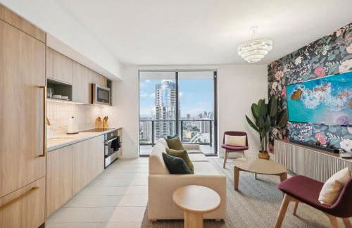 Stunning Lux 2 Bed 2 Bath with Panoramic View from Balcony - Foto 9