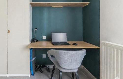 Élégant T3 au Panier Vieux Port avec Terrasse Privée et Parking - Foto 7