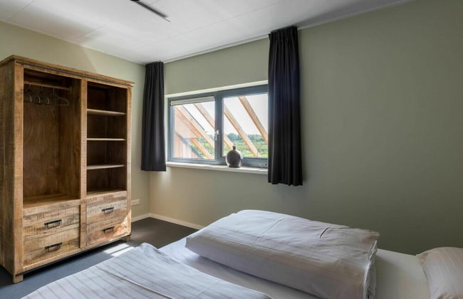 Holiday Home in Vrouwenpolder Near Beach - Photo 21