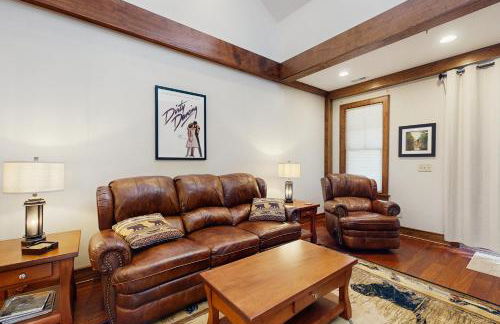 Firefly Cove #202 - Photo 4