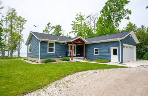 Bayfront Escape Hot Tub, Kayaks Dogs Welcome - Photo 42