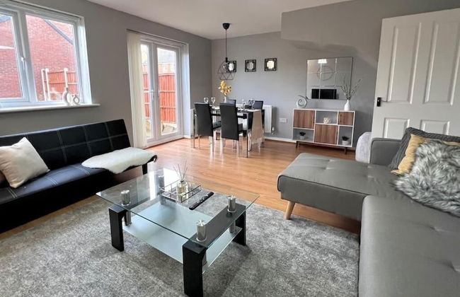 Modern 3 BR House for Contractors - Foto 11