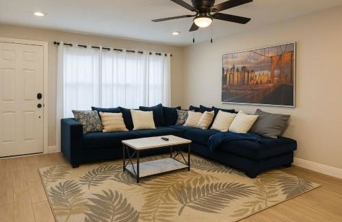 Group-Friendly Luxury 3BR 2 Baths Sleeps 8 - Foto 1