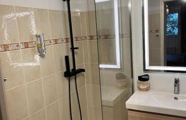 Joli Appart / Parking / CLIM / WIFI - Foto 8