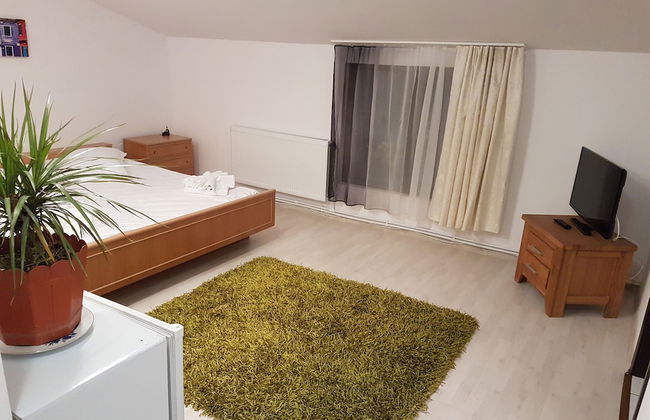 Rent Holding - Foto 20