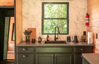 Writer's Retreat - Secluded Getaway, Hot Tub, and Stargazing Deck - Foto 18