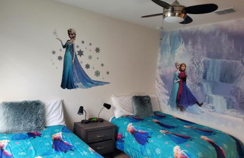 Solterra Resort Davenport FL Clubhouse Area - 7 Bedroom 6 Bath Home with Private Pool Spa - Lazy River 20 min from Disney - Foto 29