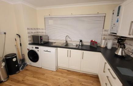 Garland Lovely House with Garden, Watford - Foto 2