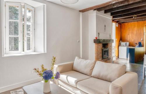 House with a private hot tub and medieval garden - Foto 6