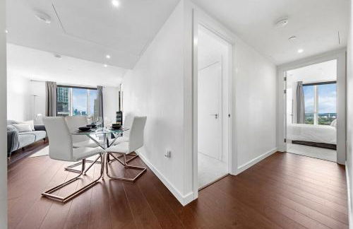 2 BR Apt By Regal Realms Short Lets & Serviced Accommodation London 18th Floor Sky View with Rooftop Access & Gym - Foto 21