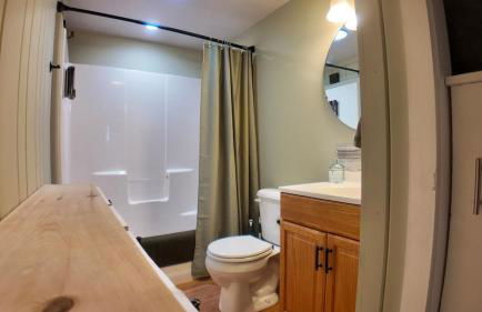 Private Lake waterfront 8 min to skiing - Foto 14