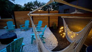 NEW Build Home with Outdoor Oasis, Game Room & Bunkroom - Foto 3, sunbed