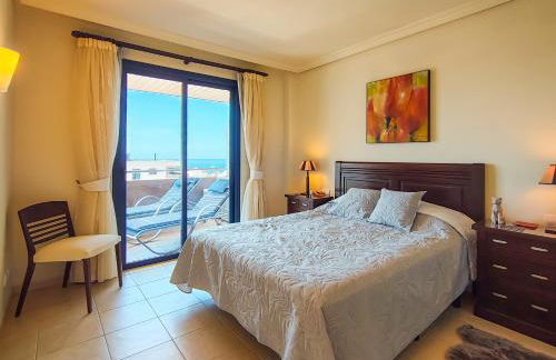 Top Floor Best Ocean View - Swimming pool - Foto 19