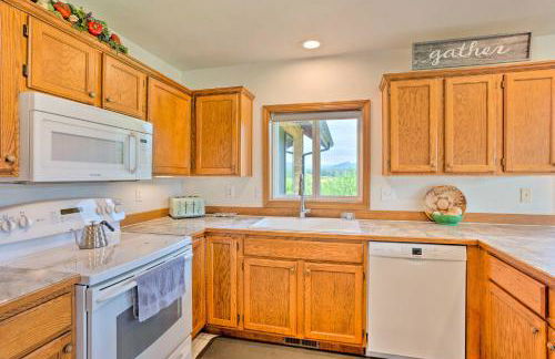 51 Mi to Mt Rainier Mtn-View Escape on 8 Acres! - Photo 11