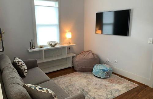 City View- near Downtown, Capital, NC State - Foto 38